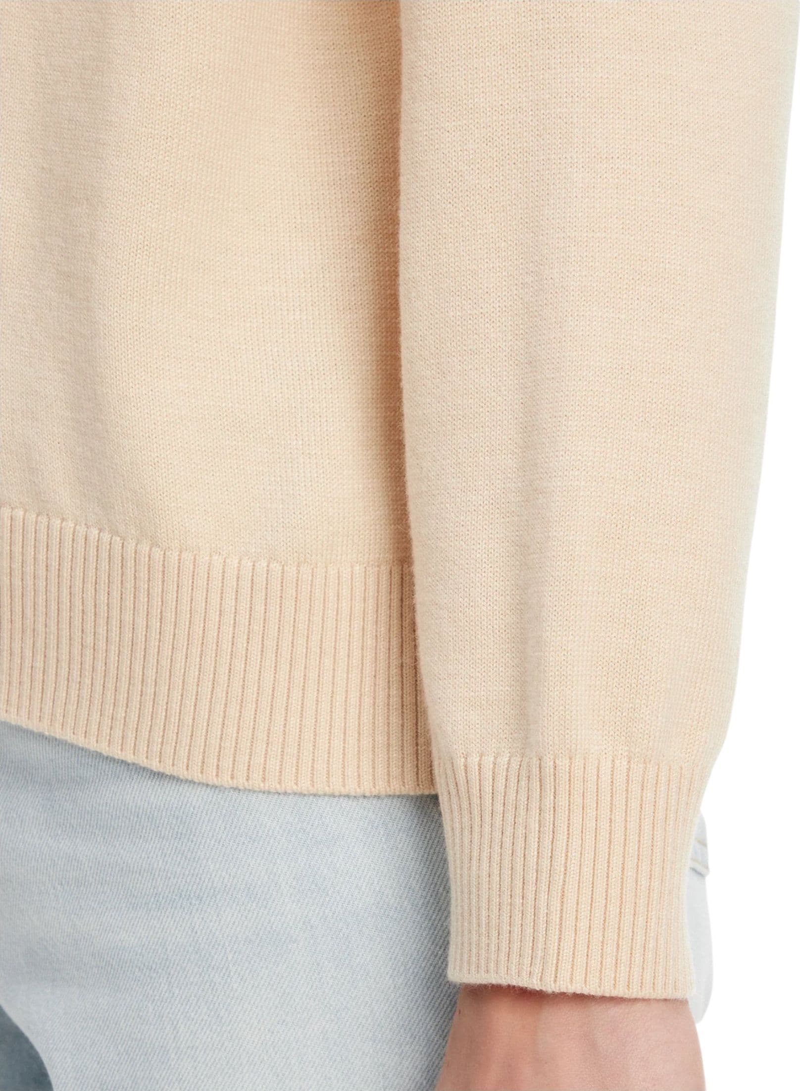 GUESS JEANS Cardigan mini logo triangolo Donna Guess Jeans da donna in Giacche Drestige - Casamassima, commercioVirtuoso.it