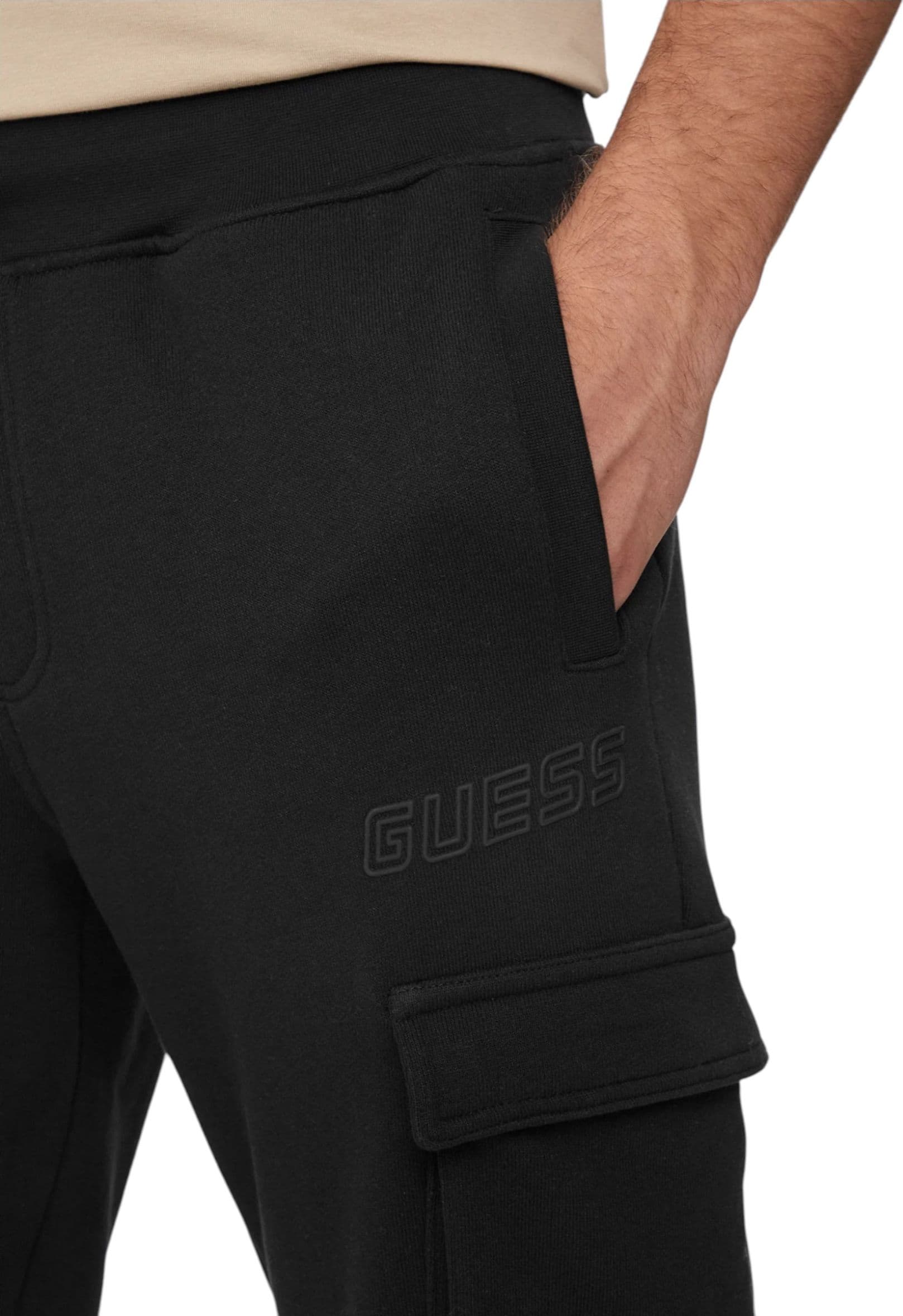 GUESS ACTIVEWEAR Pantaloni Jogger cargo Uomo Guess Activewear da uomo in Pantaloni sportivi Drestige - Casamassima, commercioVirtuoso.it