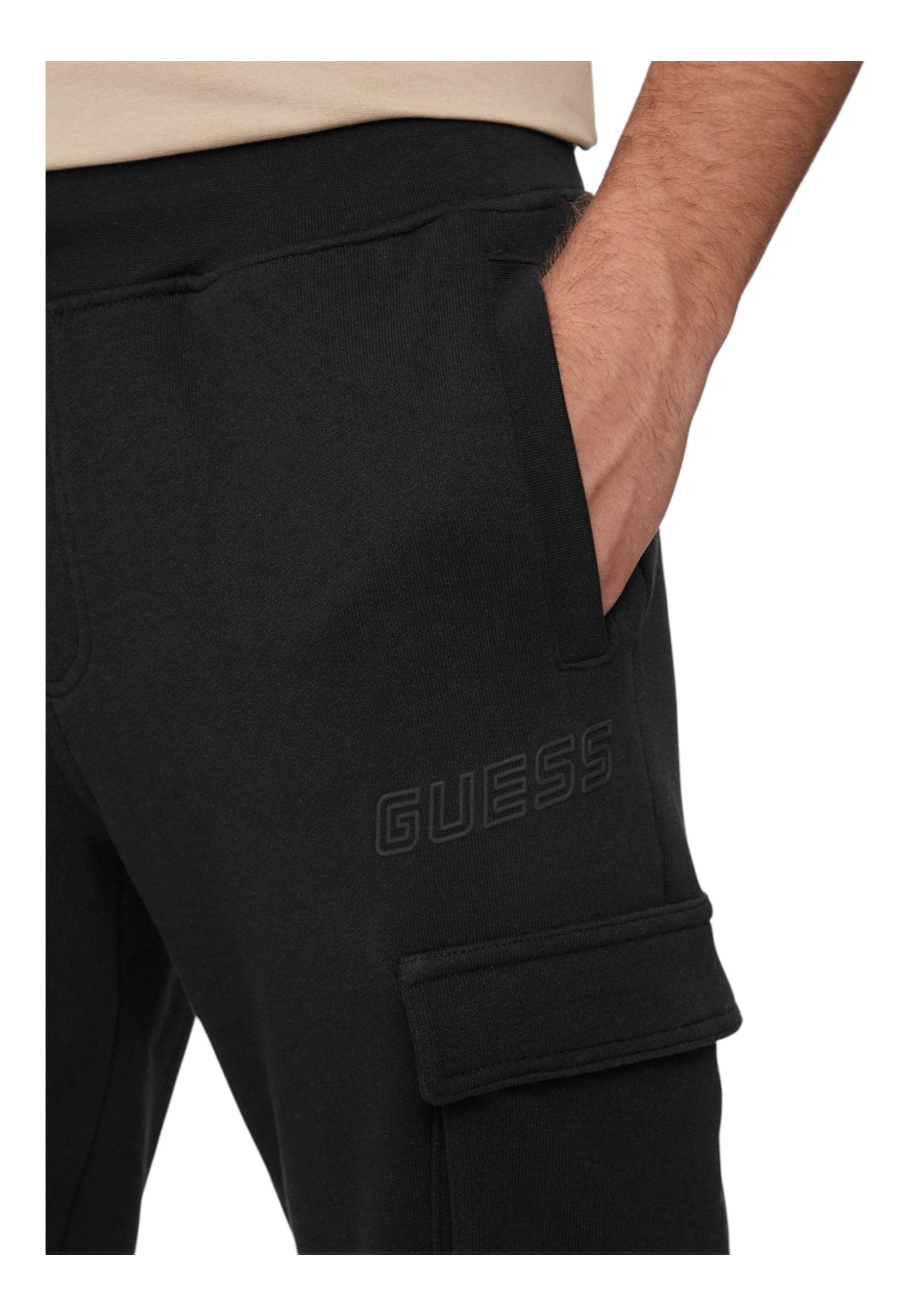 GUESS ACTIVEWEAR Pantaloni Jogger cargo Uomo Guess Activewear da uomo in Pantaloni sportivi Drestige - Casamassima, commercioVirtuoso.it