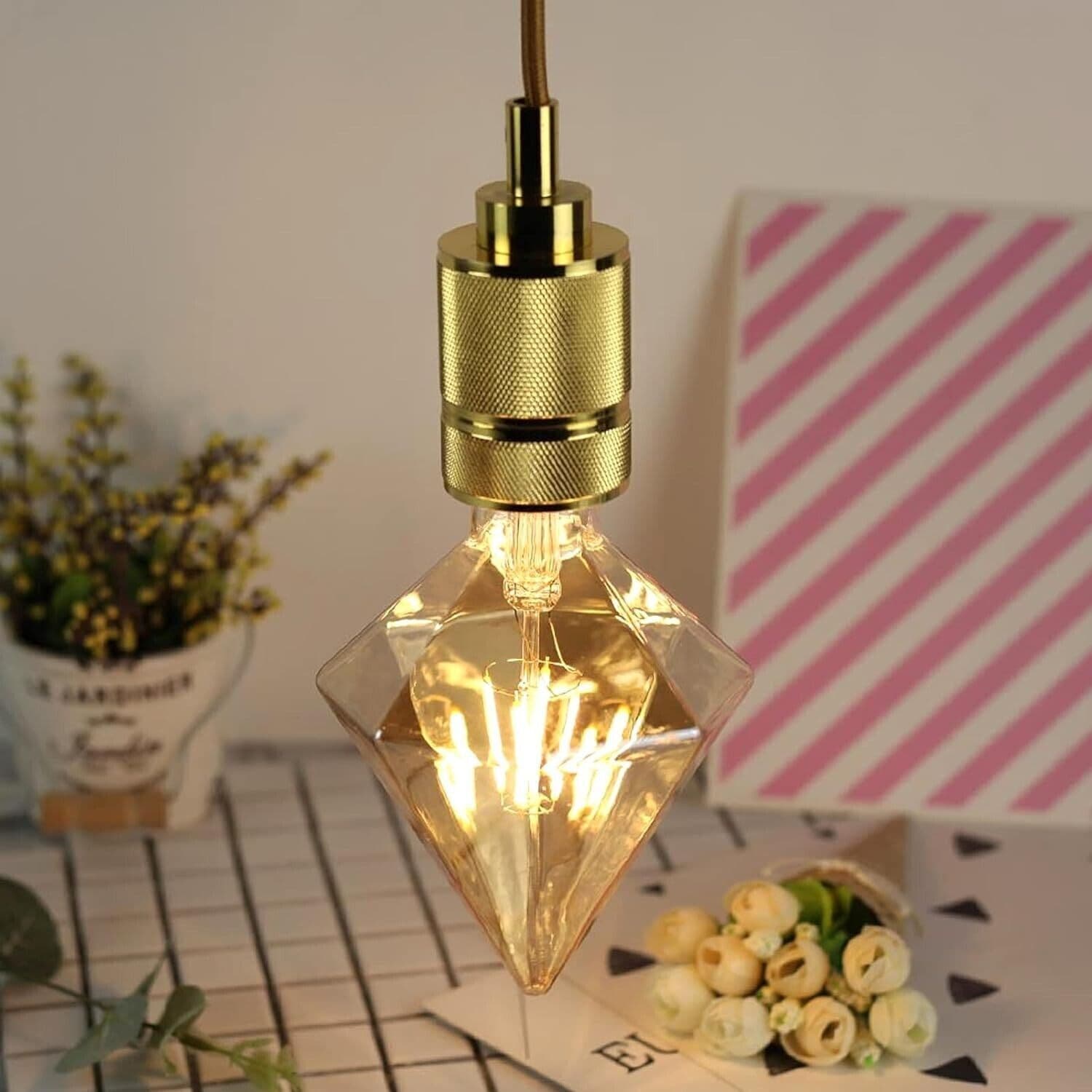 Lampadina retrò, Luce a filamento 4W 220V per Interni per la Decorazione in Lampadine a LED CL Store - Battipaglia, commercioVirtuoso.it