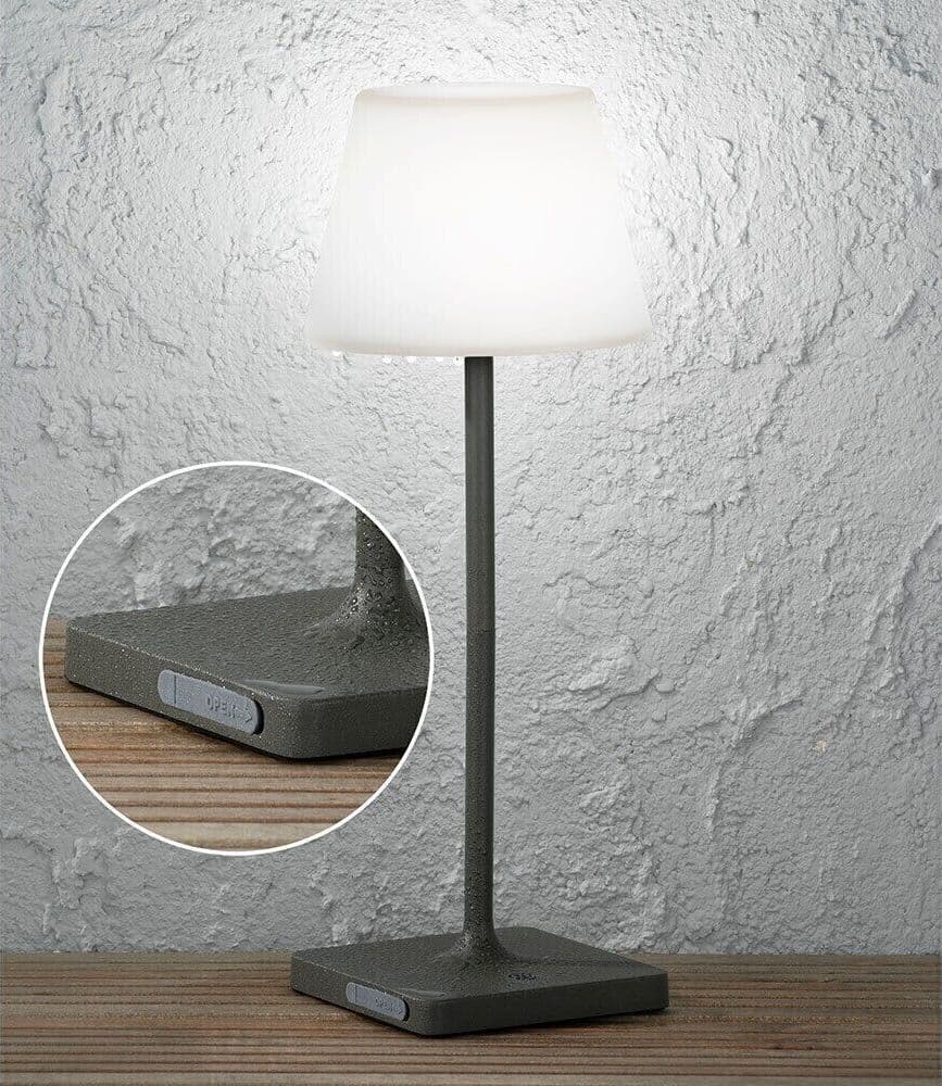 Lampada da tavolo senza fili ricaricabile, LED Eye-Protect, Corpo in Alluminio in Lampade da tavolo e abat-jour CL Store - Battipaglia, commercioVirtuoso.it