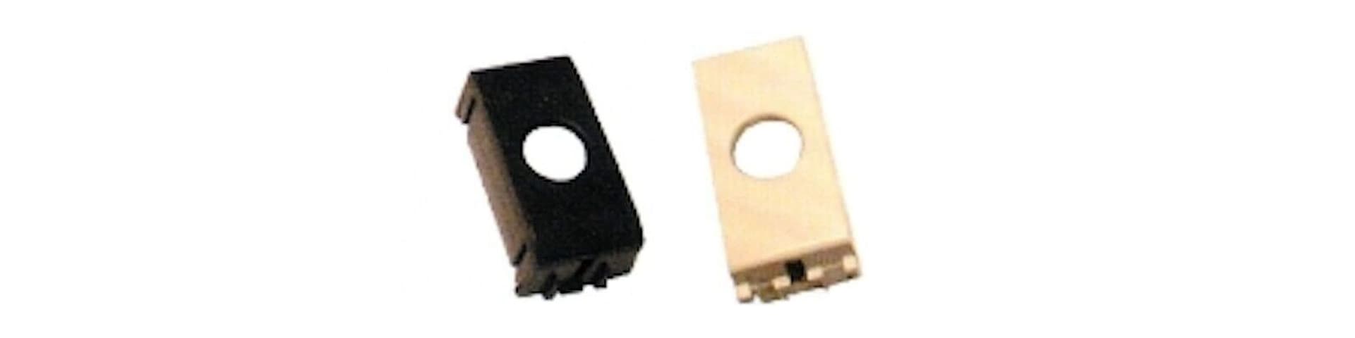 stock cavi antenna connettori staffe partitore raccordi adattatore presa in Cavi Antenna CL Store - Battipaglia, commercioVirtuoso.it