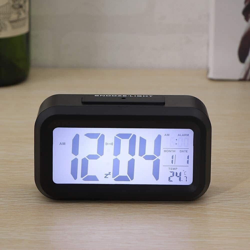 Sveglia Digitale, Comodino a Batteria Display LCD Sensore di luminosità Sveglia in Sveglie CL Store - Battipaglia, commercioVirtuoso.it