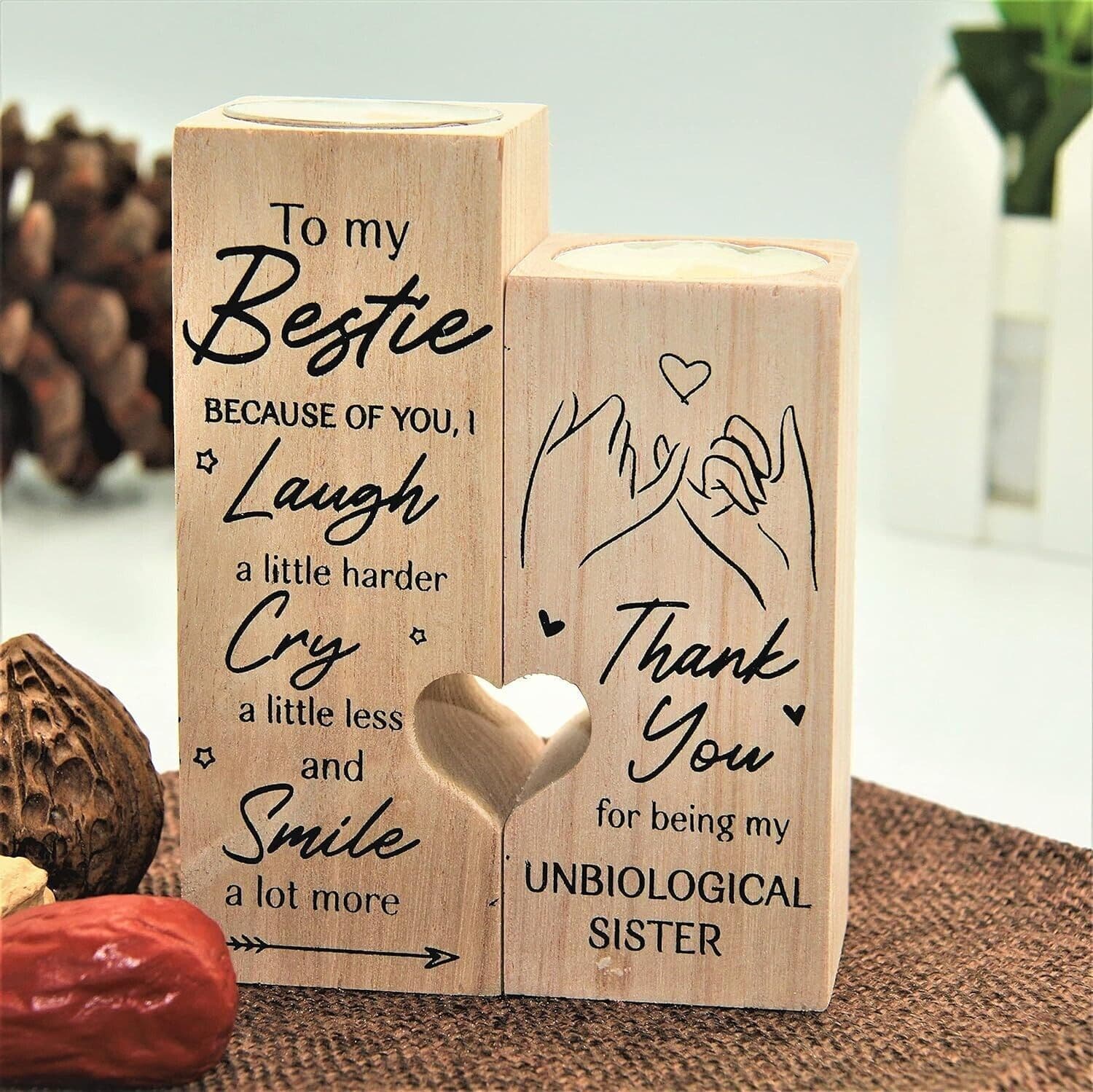 Portacandele in legno a forma di cuore, artigianato in legno naturale in Portalumini CL Store - Battipaglia, commercioVirtuoso.it
