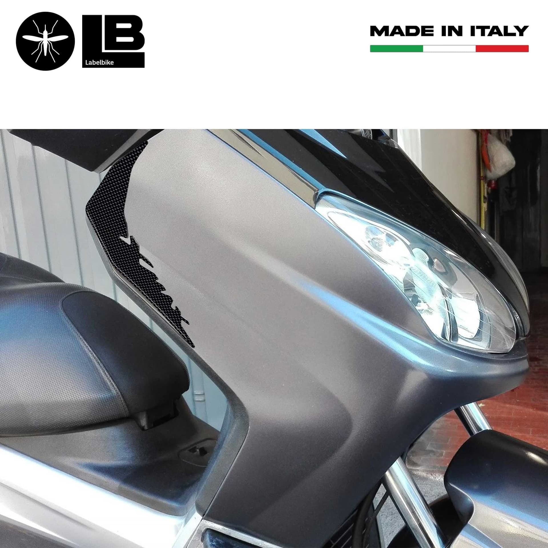 2 ADESIVI-STICKERS 3D PARASPIGOLI compatibili per X MAX  YAMAHA XMAX 2006-2009 in Decalcomanie adesivi e magneti LabelBike - Bibbiano, commercioVirtuoso.it