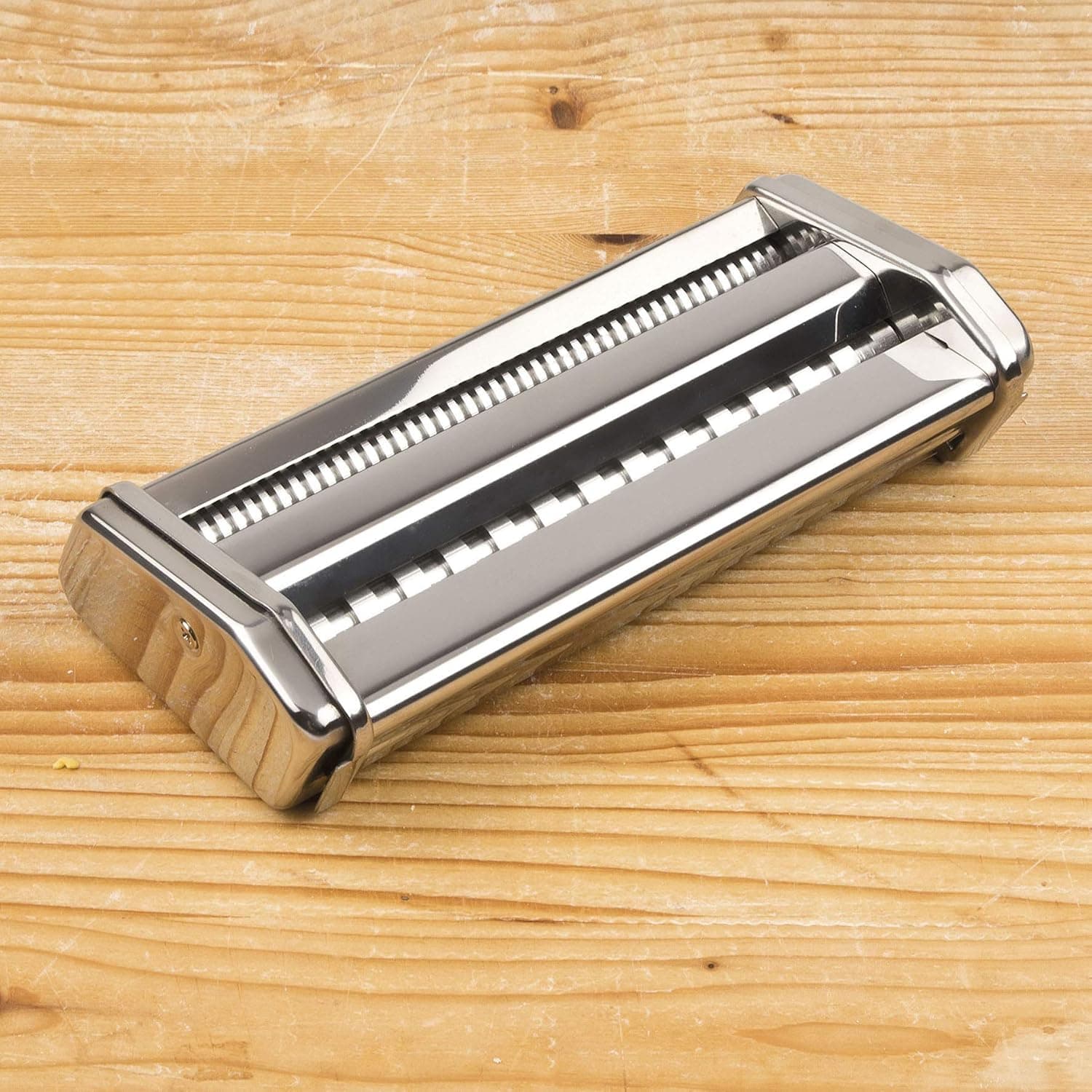 Girmi Im90 Macchina Per La Pasta, 9 Regolazioni, Rulli In Alluminio Da 15 Cm, Acciaio Inox in Macchine per pasta a mano BricoGo - Marano di Napoli, commercioVirtuoso.it