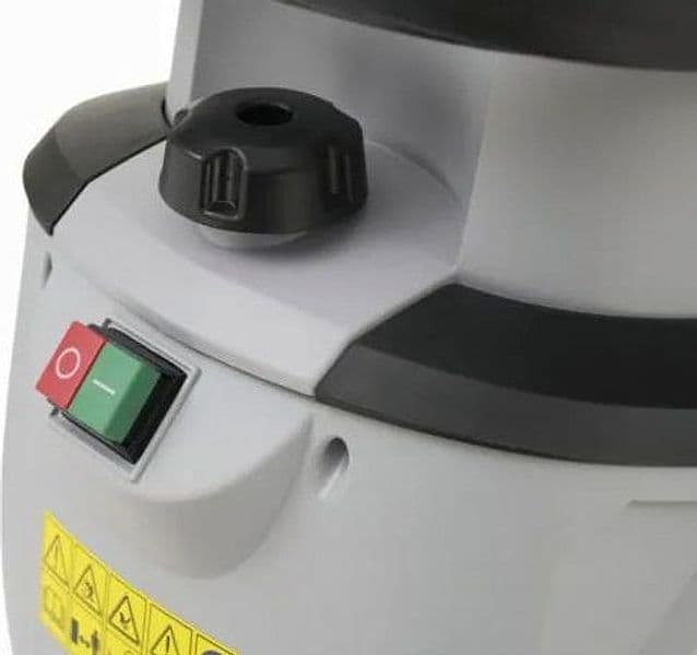 Alpina Biotrituratore Elettrico Ach 2.2 E 2200 W in Trituratori e cippatrici BricoGo - Marano di Napoli, commercioVirtuoso.it