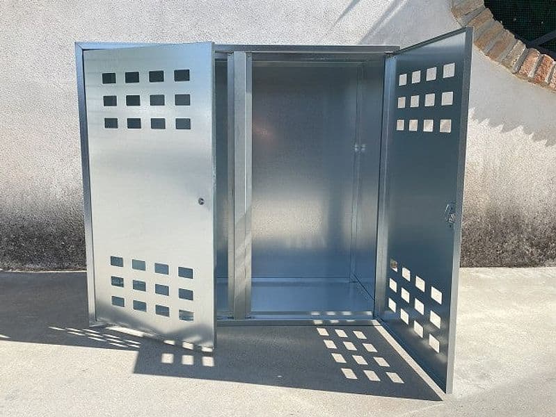 Cassetta Da Esterno Per 2 Bombole Gas Da 15 Kg In Lamiera Zincata – 90X98X42 Cm in Armadi a chiave BricoGo - Marano di Napoli, commercioVirtuoso.it