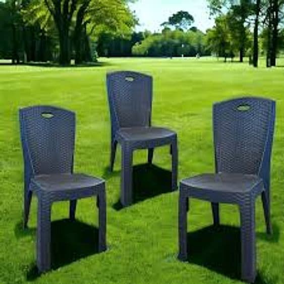 Sedia Impilabile Paris In Plastica Effetto Rattan – 38X36X88 Cm – Colore Antracite in Sedie per tavolo da giardino BricoGo - Marano di Napoli, commercioVirtuoso.it