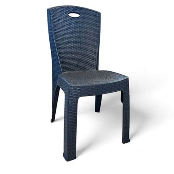 Sedia Impilabile Paris In Plastica Effetto Rattan – 38X36X88 Cm – Colore Antracite in Sedie per tavolo da giardino BricoGo - Marano di Napoli, commercioVirtuoso.it