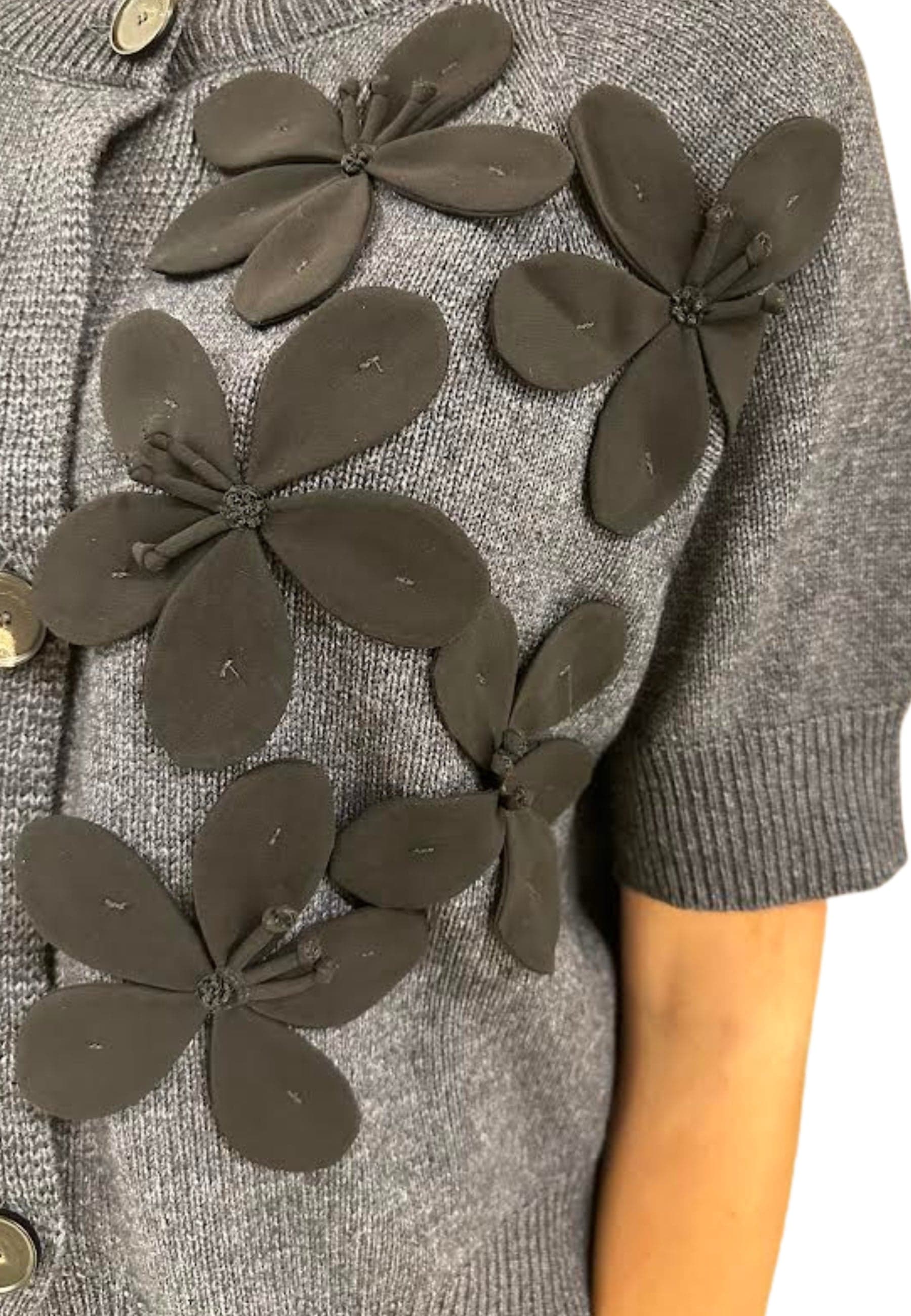 Liviana Conti MAGLIA COLLEEN Donna fiori neri da donna in Felpe senza cappuccio Drestige - Casamassima, commercioVirtuoso.it
