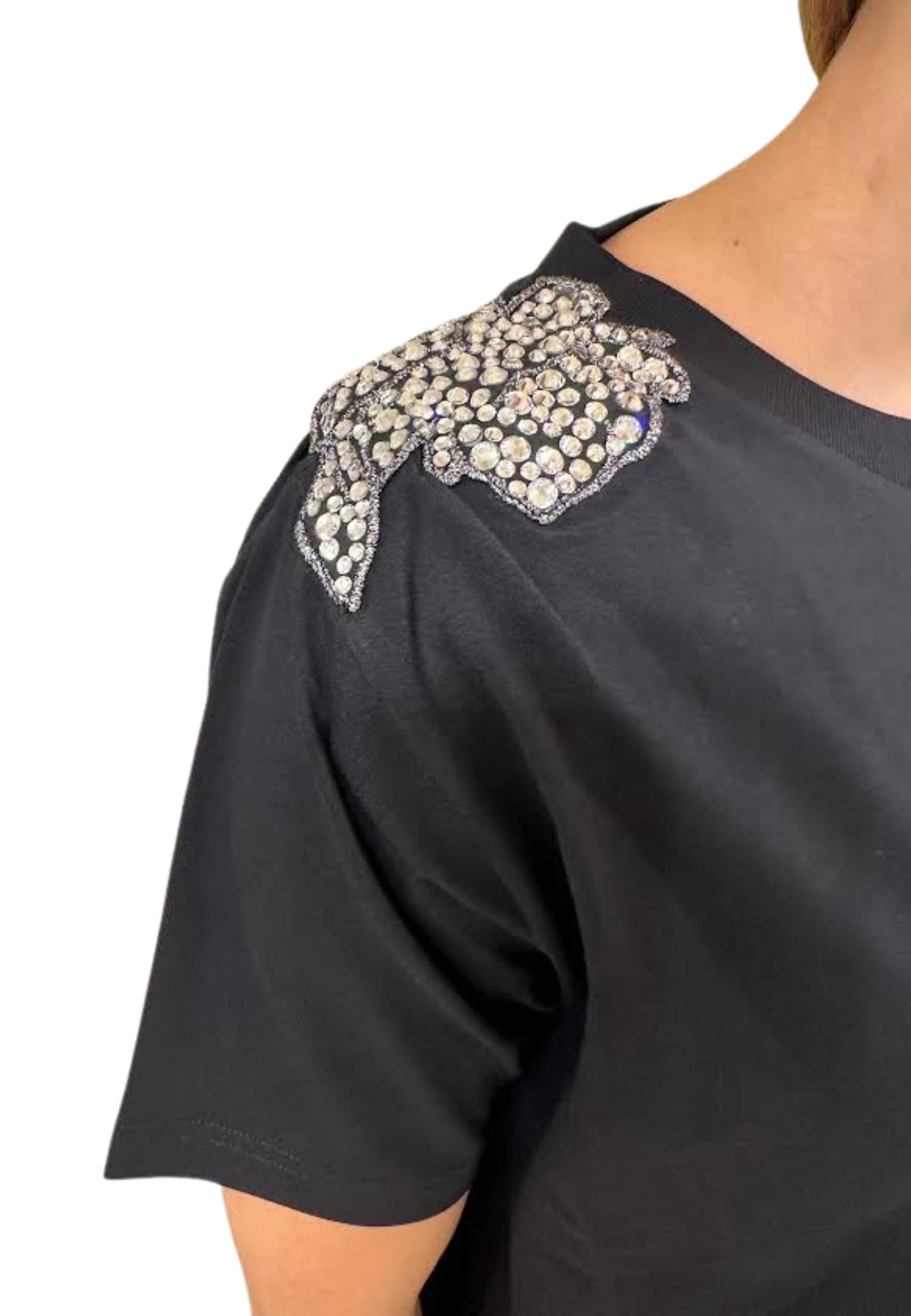 Liviana Conti T-SHIRT ELETTRA Donna CON DETTAGLIO GIOIELLO da donna in T-shirt Drestige - Casamassima, commercioVirtuoso.it