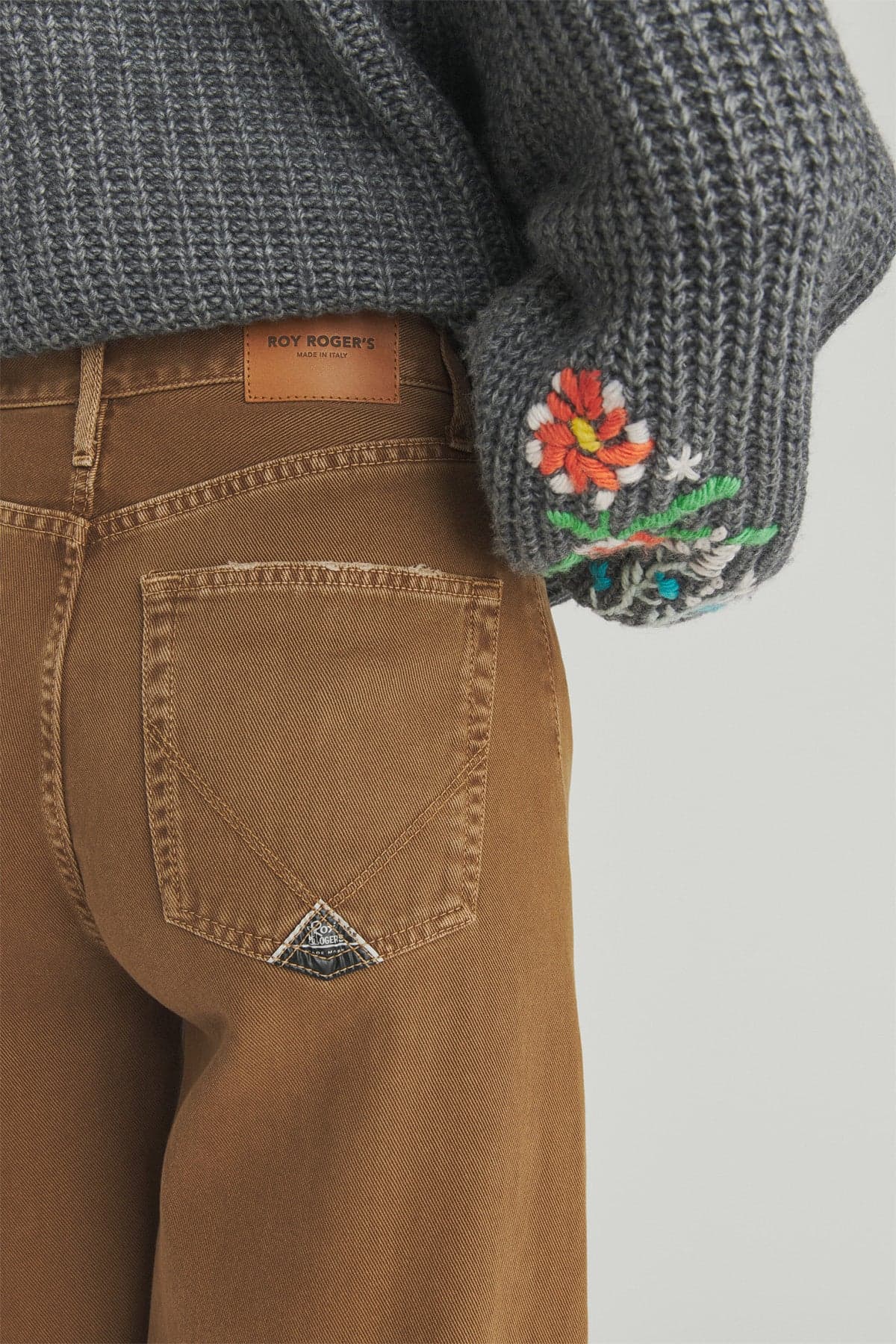 Roy Roger's Pantaloni Donna Kaori con effetto vintage RND90195CN163081-C0419 da donna in Pantaloni Drestige - Casamassima, commercioVirtuoso.it