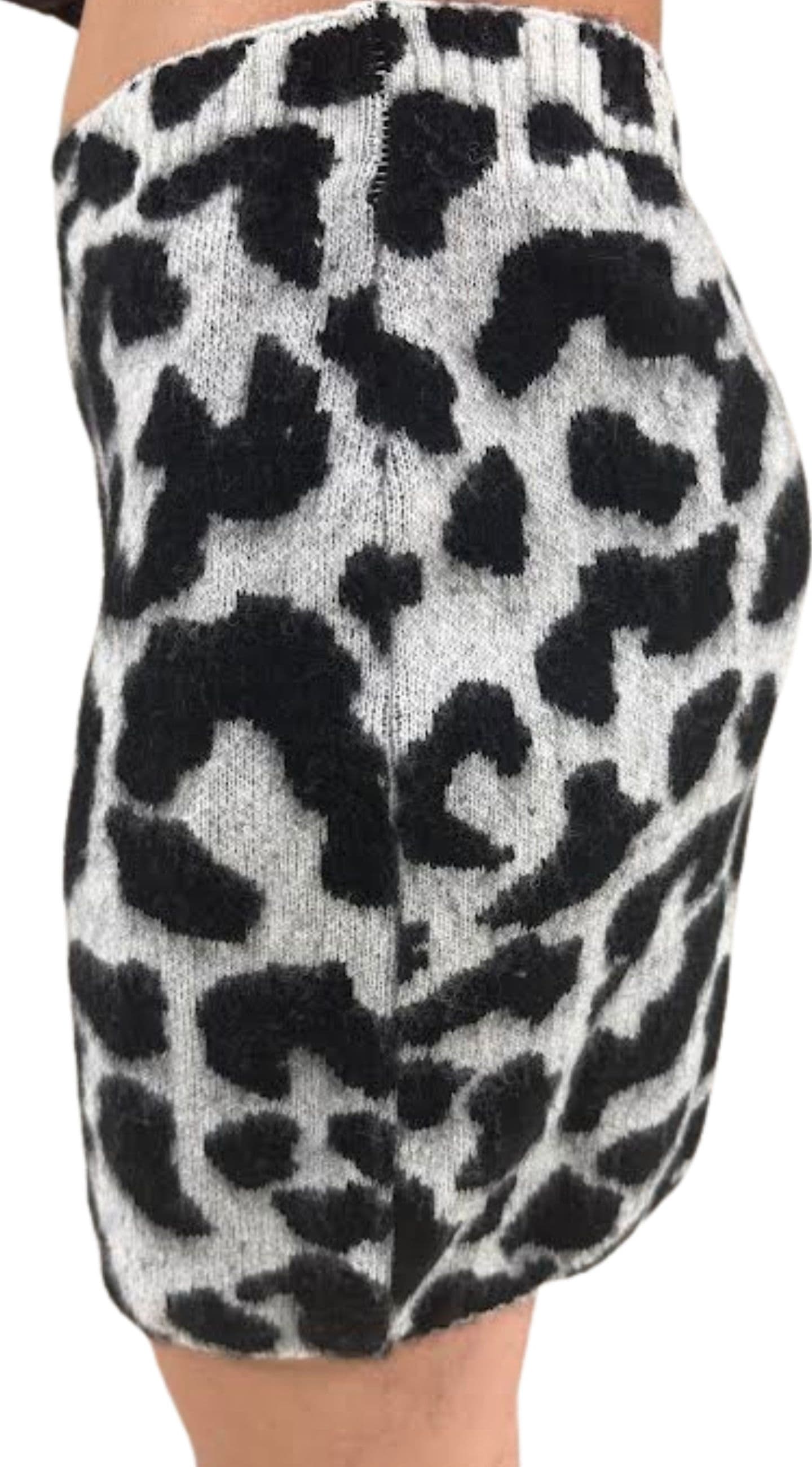 AKEP GONNA bianca e nera Donna Akep Leopardata da donna in Gonne Drestige - Casamassima, commercioVirtuoso.it