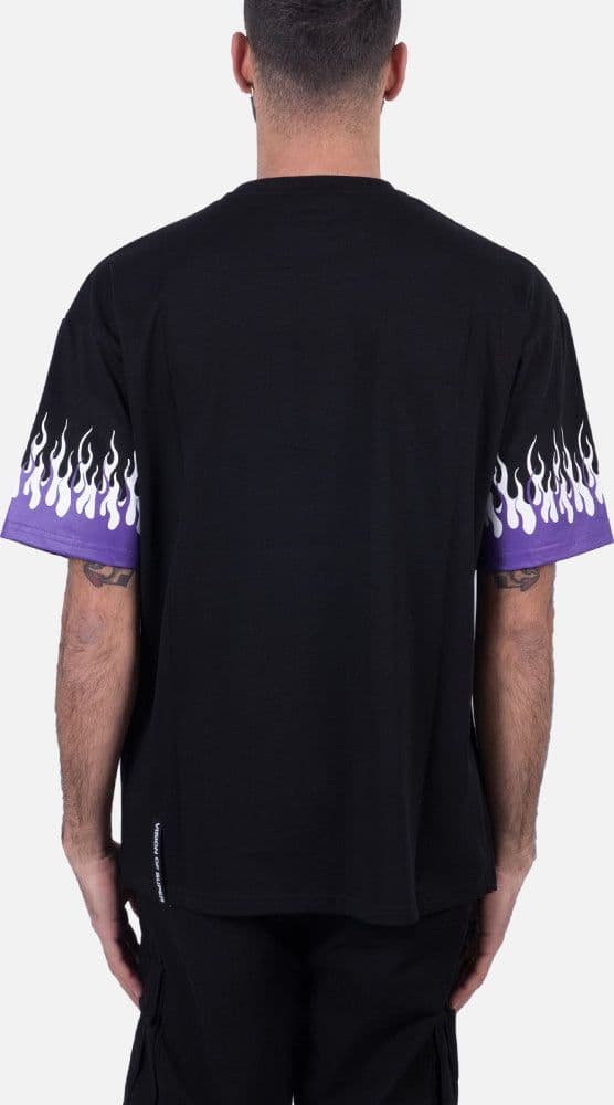 MEWA T-shirt nera con doppia fiamma viola e bianca da uomo in T-Shirt Drestige - Casamassima, commercioVirtuoso.it