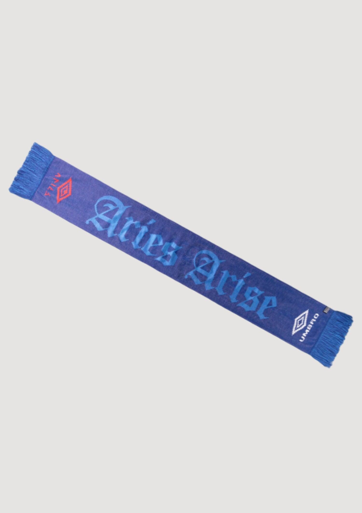 ARIES X UMBRO Rose Scarf Aries x Umbro da uomo in Sciarpe Drestige - Casamassima, commercioVirtuoso.it