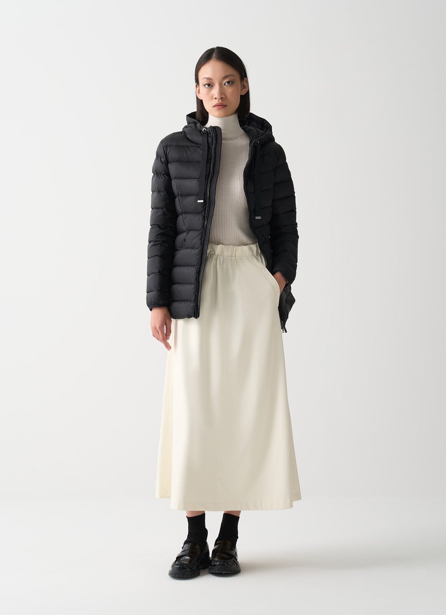COLMAR Colmar Piumino donna sciancrato con cappuccio 2226 2YO 99 da donna in Autocategorizzazione Drestige - Casamassima, commercioVirtuoso.it