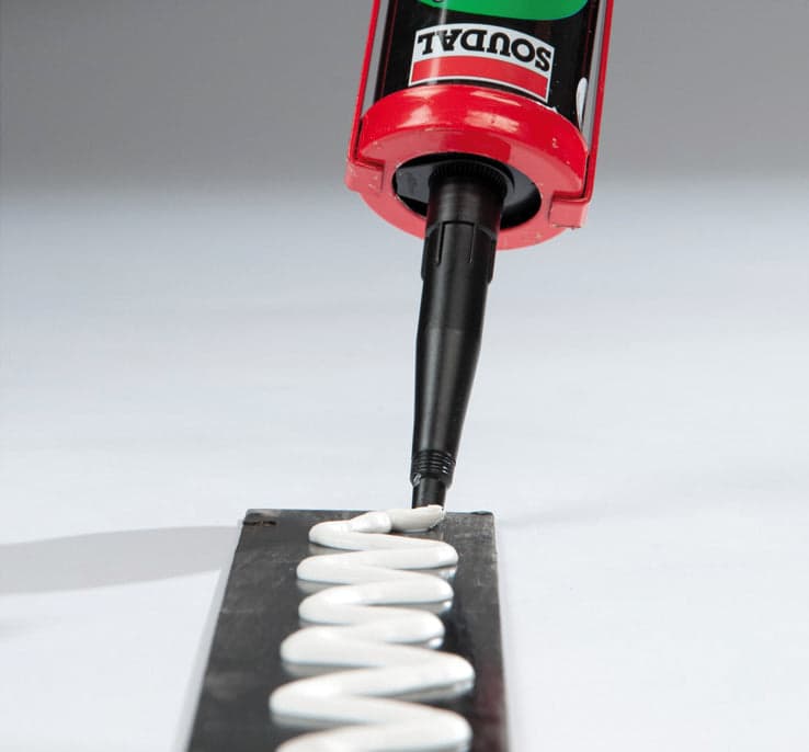 Soudal Adesivo Di Montaggio ''T-Rex 1+1 Omaggio'' Effetto Ventosa Gr. 380 - Bianco 6.00 Pz in Adesivi universali BricoGo - Marano di Napoli, commercioVirtuoso.it
