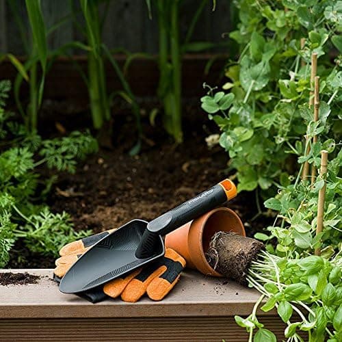 Trapiantatore Largo Fiskars 29 Cm - Fiskars in Cazzuole BricoGo - Marano di Napoli, commercioVirtuoso.it