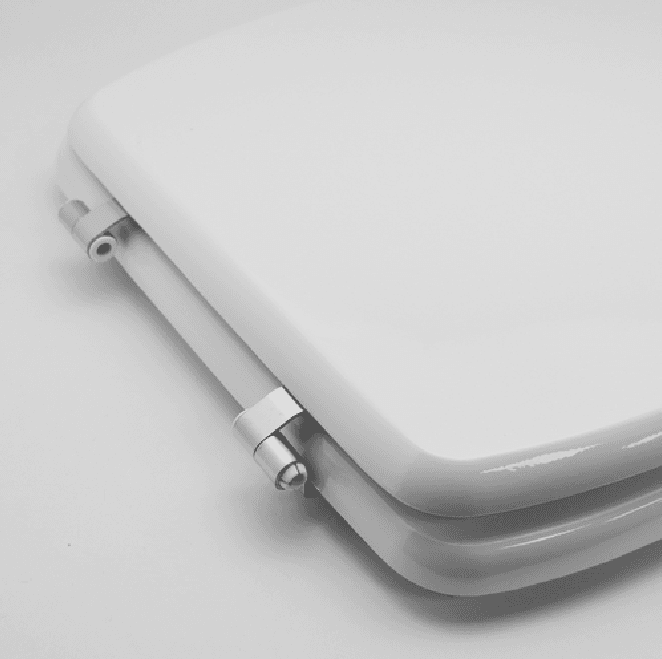 Sedile Wc Per Disabili Universale Matteo Bianco In Mdf Con Cerniere Regolabili Passanti Dh in Sedili WC BricoGo - Marano di Napoli, commercioVirtuoso.it