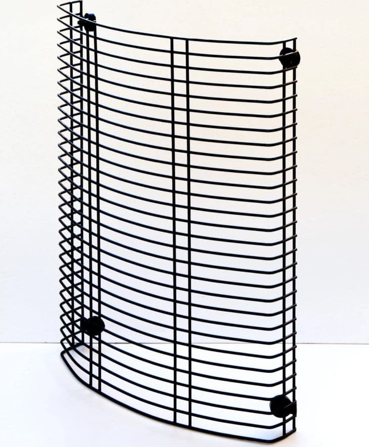 Griglia Salvaustioni Ovale 29,5X8X42,5 Cm Con Calamite Di Fissaggio Per Stufe A Pellet E Legna in Forni caminetto BricoGo - Marano di Napoli, commercioVirtuoso.it
