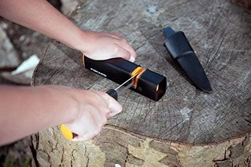 Affilalama Xsharp Per Asce E Coltelli Mm.165 (120740) Fiskars in Affilacoltelli manuali BricoGo - Marano di Napoli, commercioVirtuoso.it