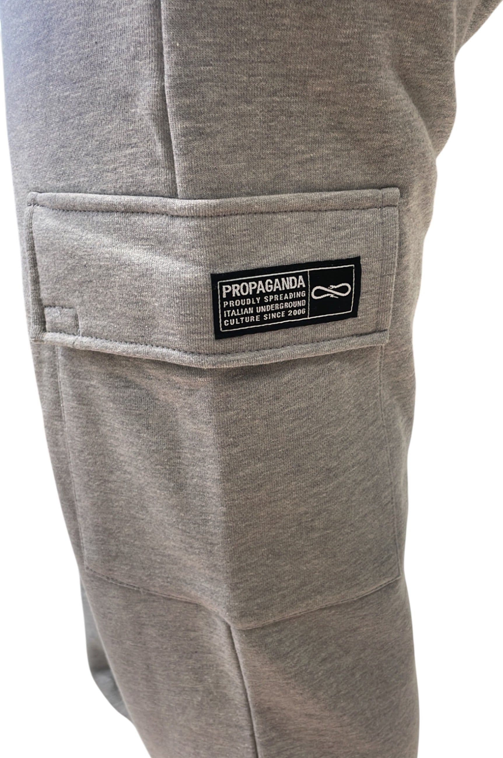 PROPAGANDA Pantaloni tuta cargo Uomo Propaganda da uomo in Pantaloni sportivi Drestige - Casamassima, commercioVirtuoso.it