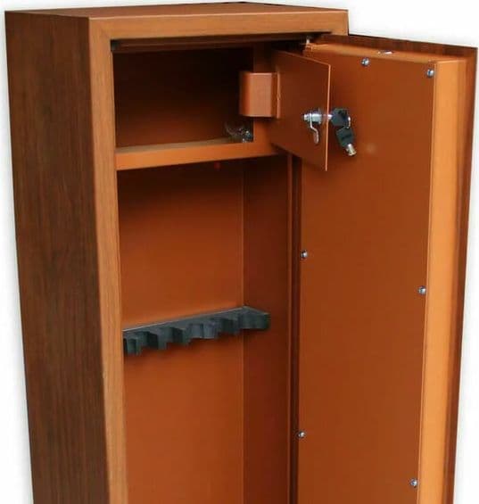 Armadio Portafucili C/Tesoretto Effetto Legno 5 Posti - Ideal Star in Armadi portafucili BricoGo - Marano di Napoli, commercioVirtuoso.it