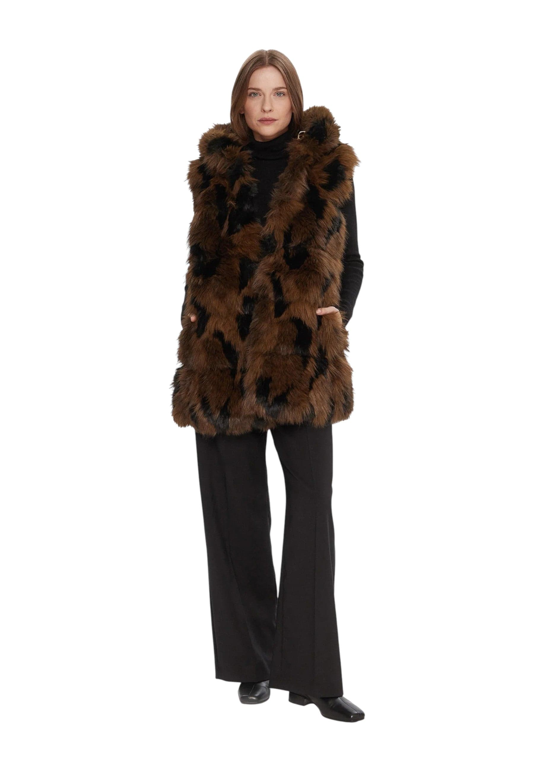 LOLA CASADEMUNT Pelliccia Donna Lola Casademunt lf2501008 smanicata da donna in Gilet Drestige - Casamassima, commercioVirtuoso.it