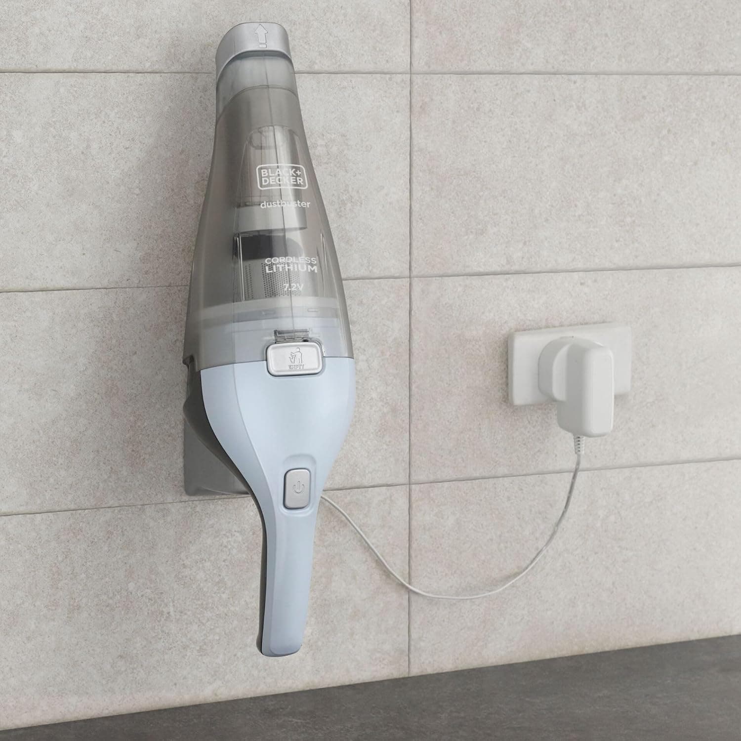 Aspirapolvere Portatile Senza Fili Nvc115Jl A Batteria Litio 3,6V Leggero E Compatto Con Bocca Larga Black&Decker in Scope elettriche BricoGo - Marano di Napoli, commercioVirtuoso.it