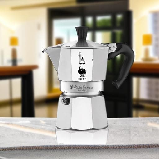 Caffettiera Moka Express Restyling 3 Tazze In Alluminio Con Manico Ergonomico E Valvola Di Sicurezza Made In Italy Bialetti in Moke e caffettiere BricoGo - Marano di Napoli, commercioVirtuoso.it