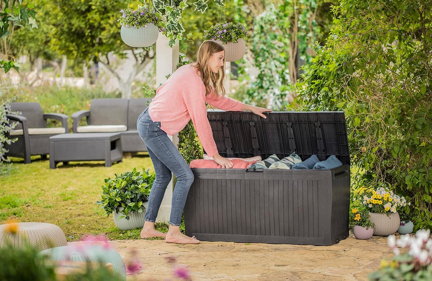 Cassapanca Da Esterno Comfy 270 L In Resina Effetto Legno Colore Grafite Con Ruote E Chiusura in Bauli e contenitori BricoGo - Marano di Napoli, commercioVirtuoso.it