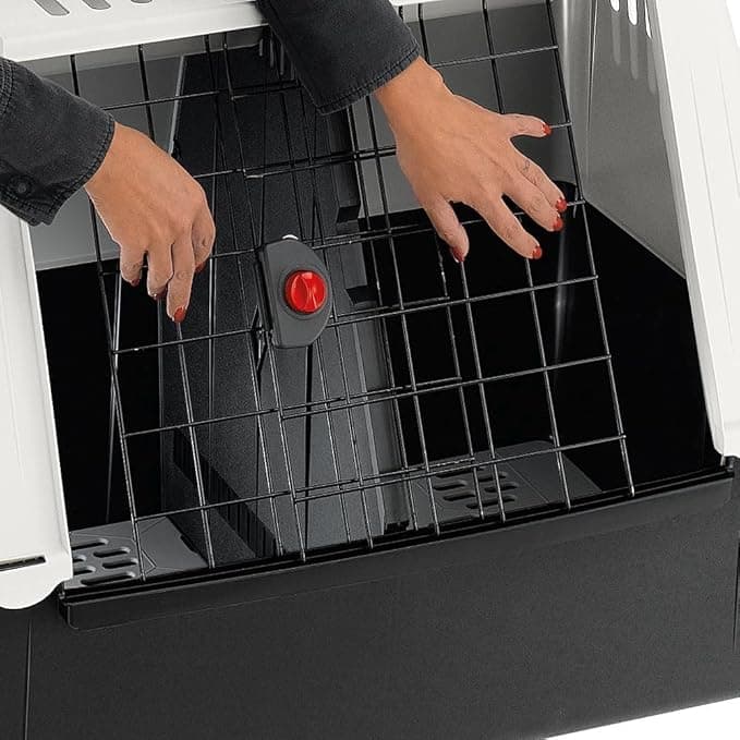 Trasportino 'Atlas Car' 'Mod.100' - Cm 100 X 60 X H 66 (Portata Max 40 Kg) - Ferplast in Gabbiette per auto BricoGo - Marano di Napoli, commercioVirtuoso.it