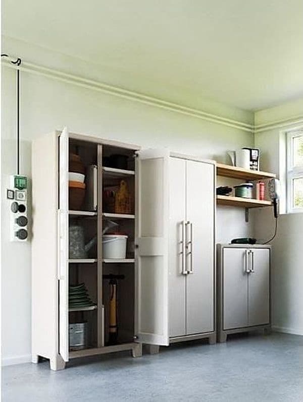 Armadio Tuttopiani Impermeabile Gulliver Keter Ppl Sabbia Beige 2 Ante Cm 80X44 H.Cm 182 in Armadietti e credenze BricoGo - Marano di Napoli, commercioVirtuoso.it