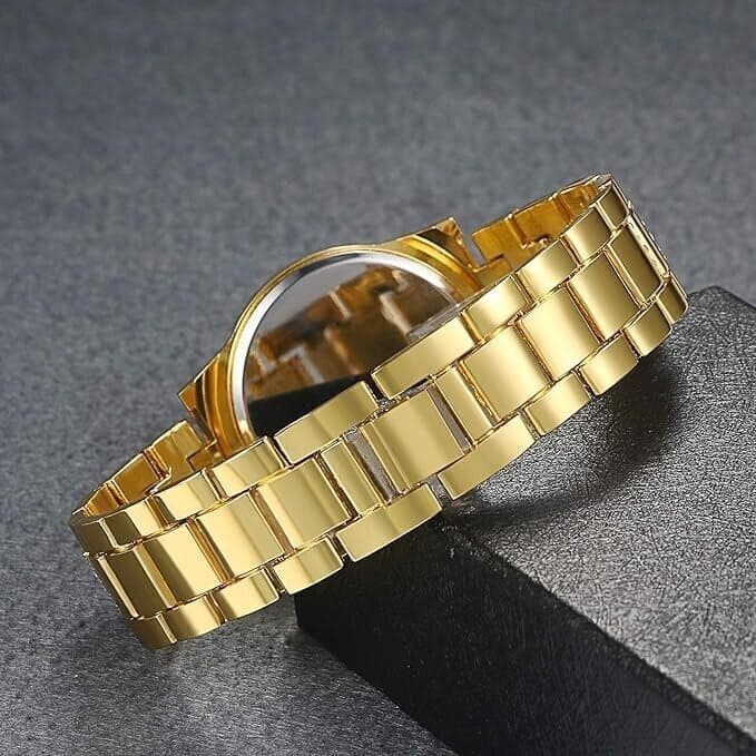 Orologio da Polso Uomo Donna al Quarzo con Cinturino in Lega, Quadrante Numeri in Orologi da polso CL Store - Battipaglia, commercioVirtuoso.it