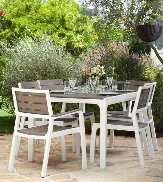 Sedia Da Giardino Con Braccioli In Resina Effetto Legno Impilabile Colore Bianco E Cappuccino Harmony Keter in Sedie per tavolo da giardino BricoGo - Marano di Napoli, commercioVirtuoso.it