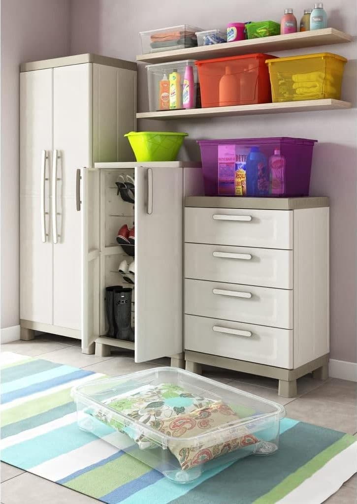 Armadio Basso In Resina Con 2 Ripiani Regolabili E Chiusura Lucchettabile Colore Grigio E Nero Excellence Keter in Armadi BricoGo - Marano di Napoli, commercioVirtuoso.it