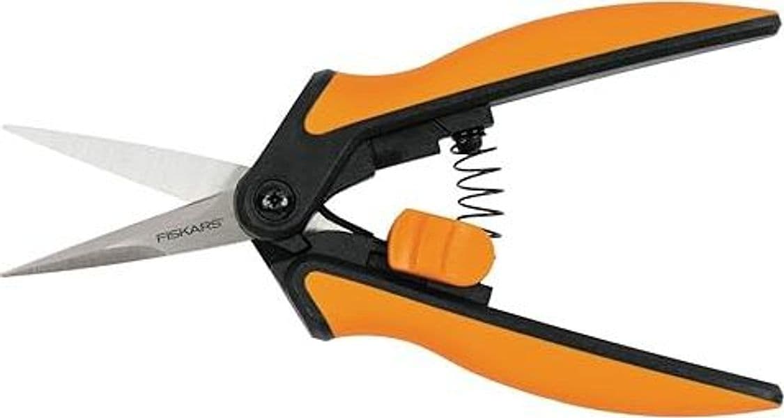 Forbice Raccolta E Fiori Solid Snip Con Micro Punta Sp13 Cm.14 (1051600) Fiskars in Forbici e cesoie per potatura BricoGo - Marano di Napoli, commercioVirtuoso.it