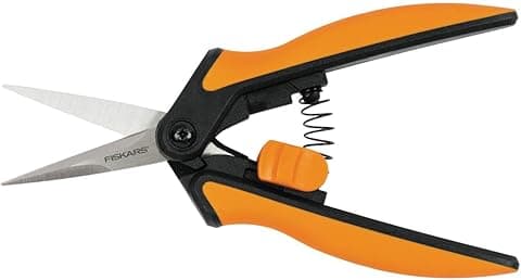 Forbice Raccolta E Fiori Solid Snip Con Micro Punta Sp13 Cm.14 (1051600) Fiskars in Forbici e cesoie per potatura BricoGo - Marano di Napoli, commercioVirtuoso.it