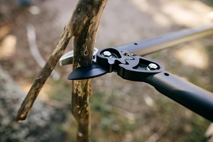 Troncarami A Battuta Powergear L77 Fiskars Mm 686 in Troncarami BricoGo - Marano di Napoli, commercioVirtuoso.it