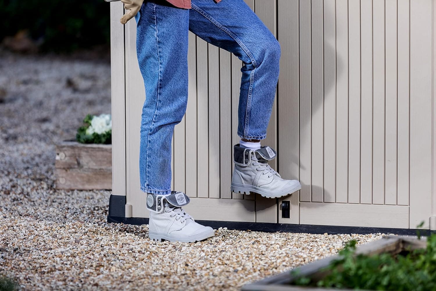 Baule Porta Attrezzi Da Esterno In Resina Effetto Legno Con Doppia Anta Store It Out Midi Beige Marrone Keter in Bauli e contenitori BricoGo - Marano di Napoli, commercioVirtuoso.it