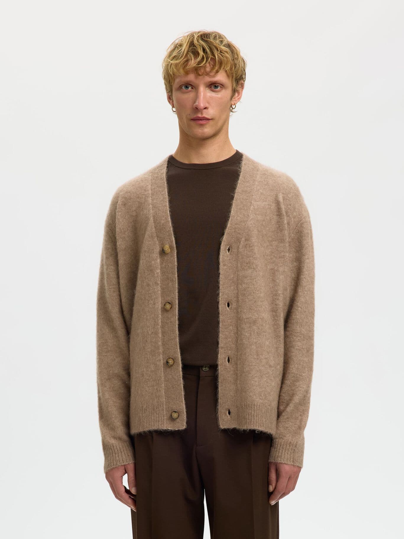 SELECTED CARDIGAN Uomo Selected SLHRAI BRUSHED LS KNIT RELAXED CARDIGAN da uomo in Cardigan Drestige - Casamassima, commercioVirtuoso.it
