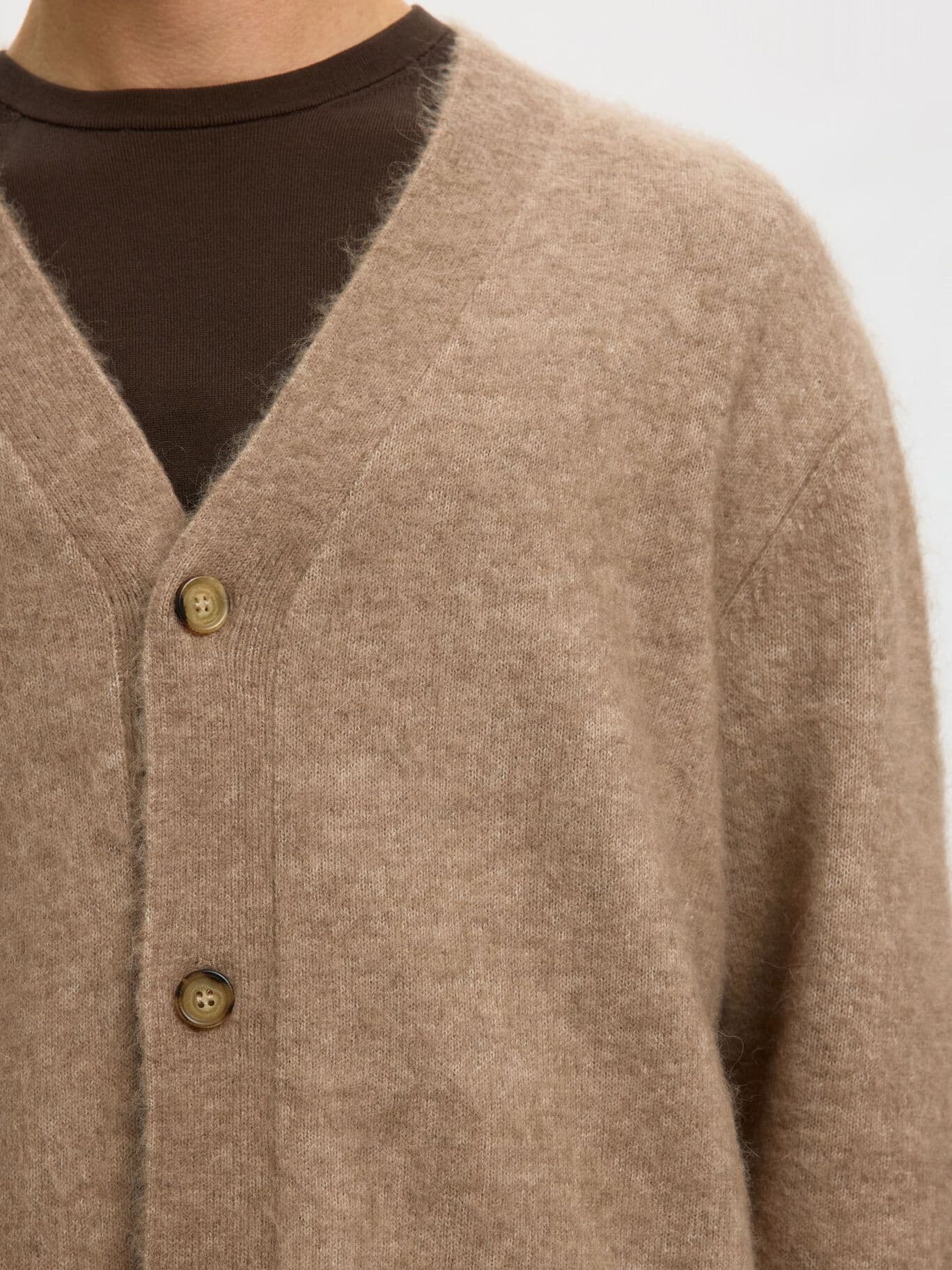 SELECTED CARDIGAN Uomo Selected SLHRAI BRUSHED LS KNIT RELAXED CARDIGAN da uomo in Cardigan Drestige - Casamassima, commercioVirtuoso.it