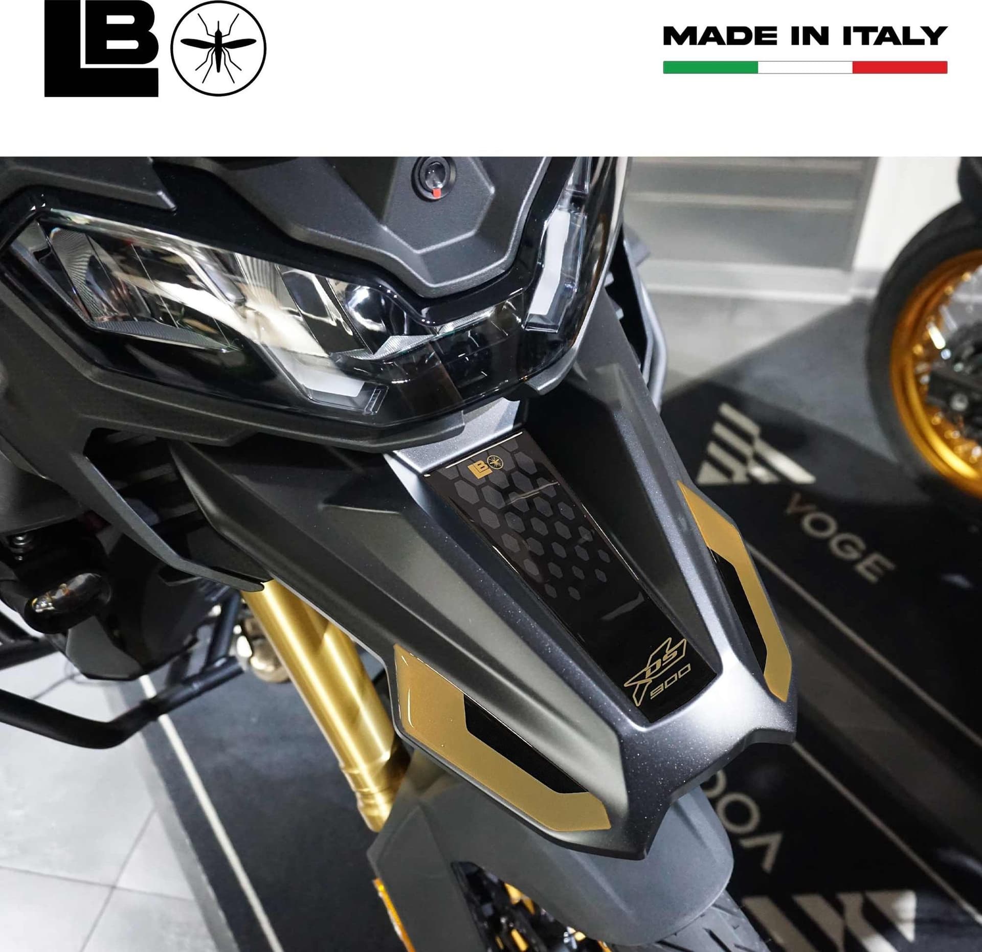Adesivi Protezione Becco Frontale moto compatibile con Voge Valico 900DSX 2024 in Decalcomanie adesivi e magneti LabelBike - Bibbiano, commercioVirtuoso.it