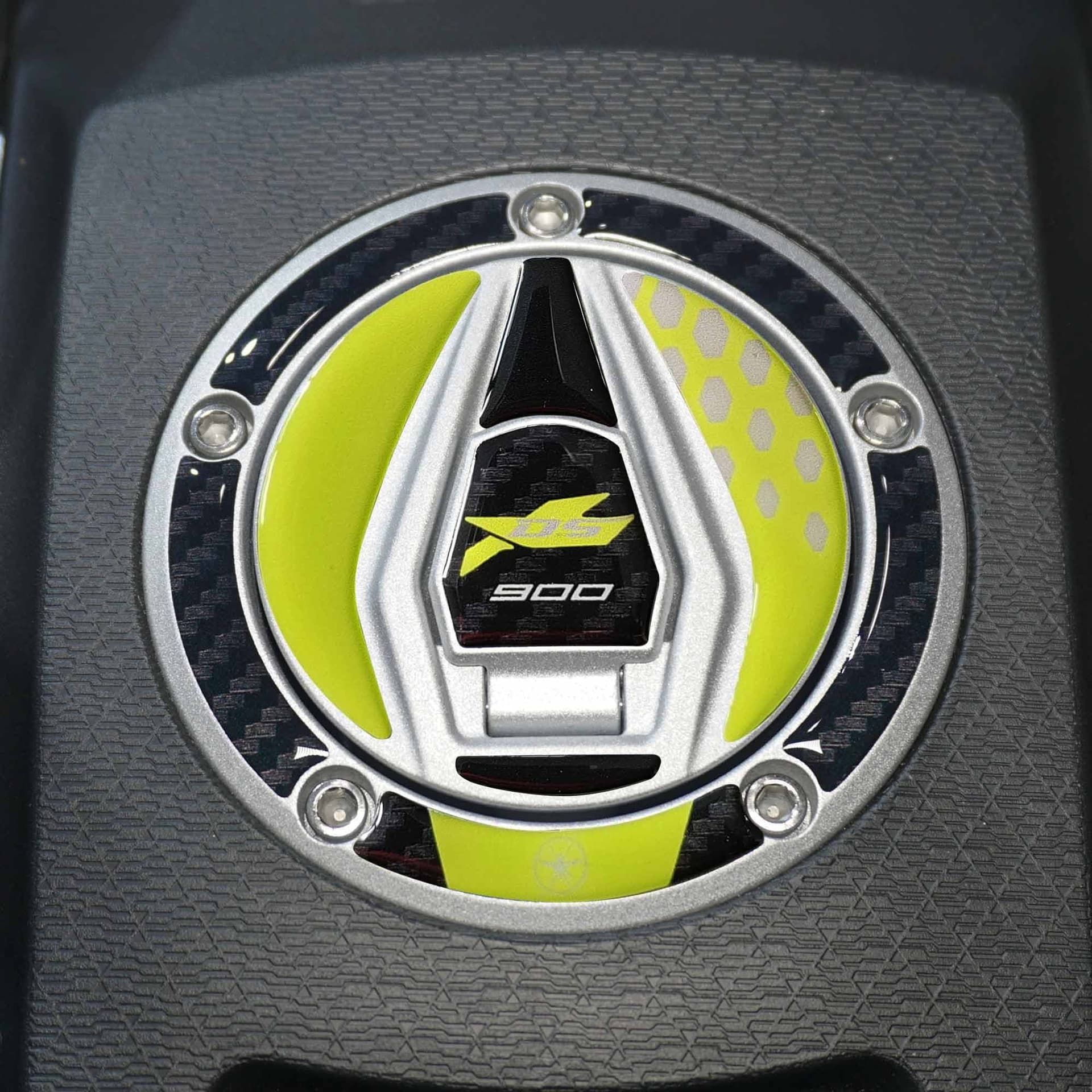 Adesivo Protezione tappo serbatoio moto compatibile con Voge Valico 900DSX 2024 in Decalcomanie adesivi e magneti LabelBike - Bibbiano, commercioVirtuoso.it