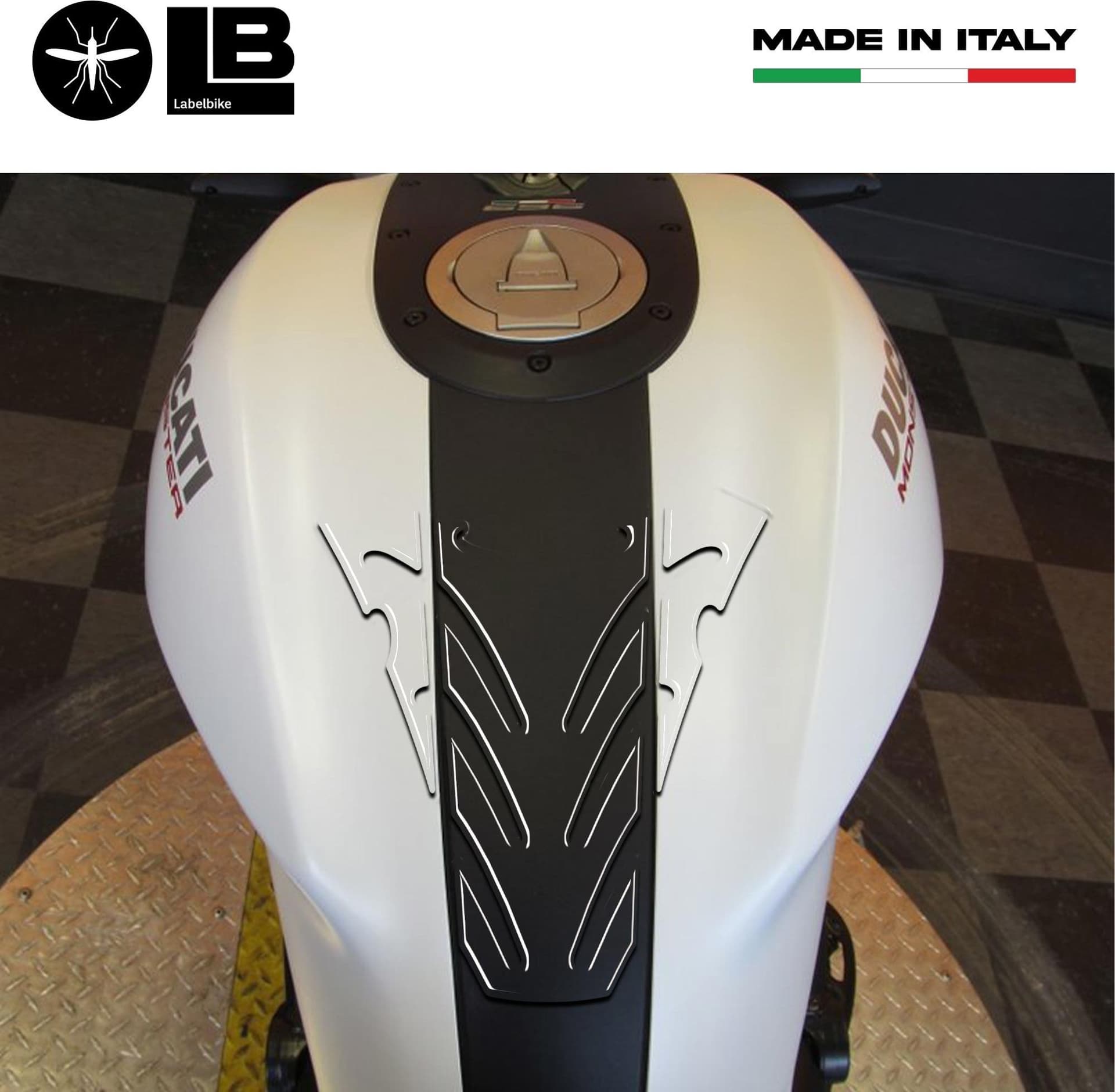 PARASERBATOIO TRASPARENTE ADATTO per MOTO DUCATI MONSTER 696 ADESIVI RESINATI 3D in Paraserbatoio LabelBike - Bibbiano, commercioVirtuoso.it