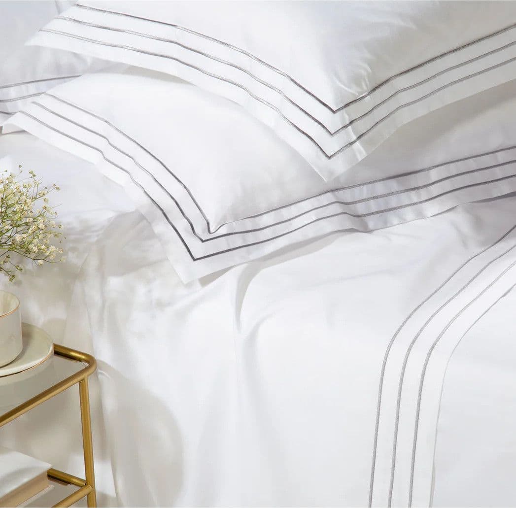 Lenzuola Melodie ! Caleffi: Raso di Cotone, Lusso e Armonia per il Tuo Letto in Set di lenzuola e federe Anastasi - Marsala, commercioVirtuoso.it