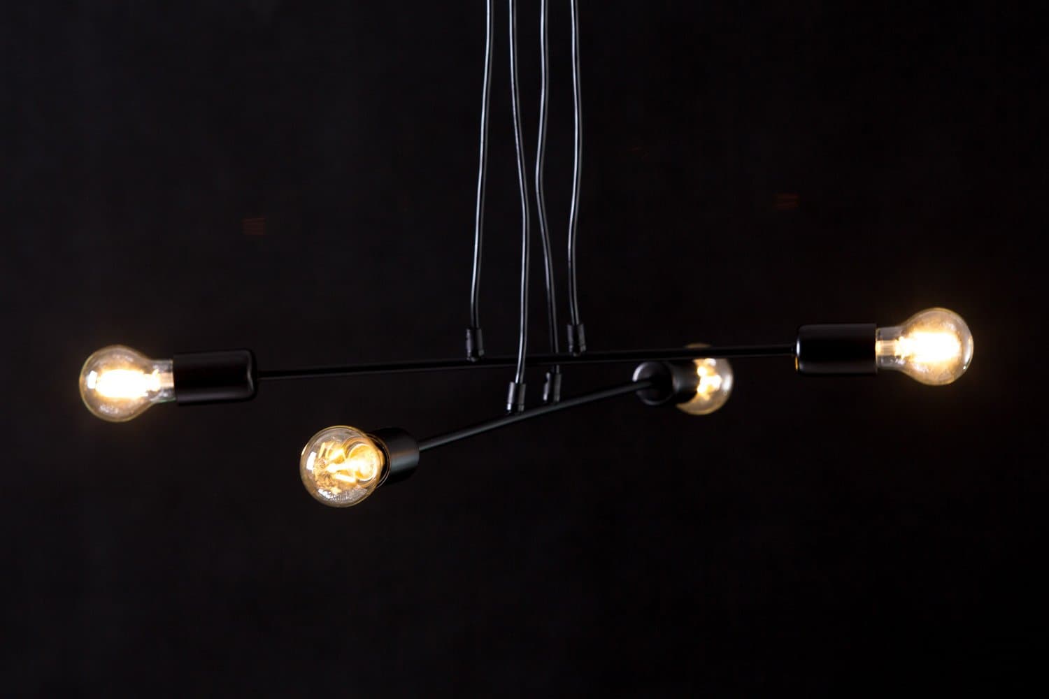Lampadario Industrial 4 Luci Multiplo In Acciaio Nero A Bracci in Lampadari LuceArt - Montecorvino Pugliano, commercioVirtuoso.it