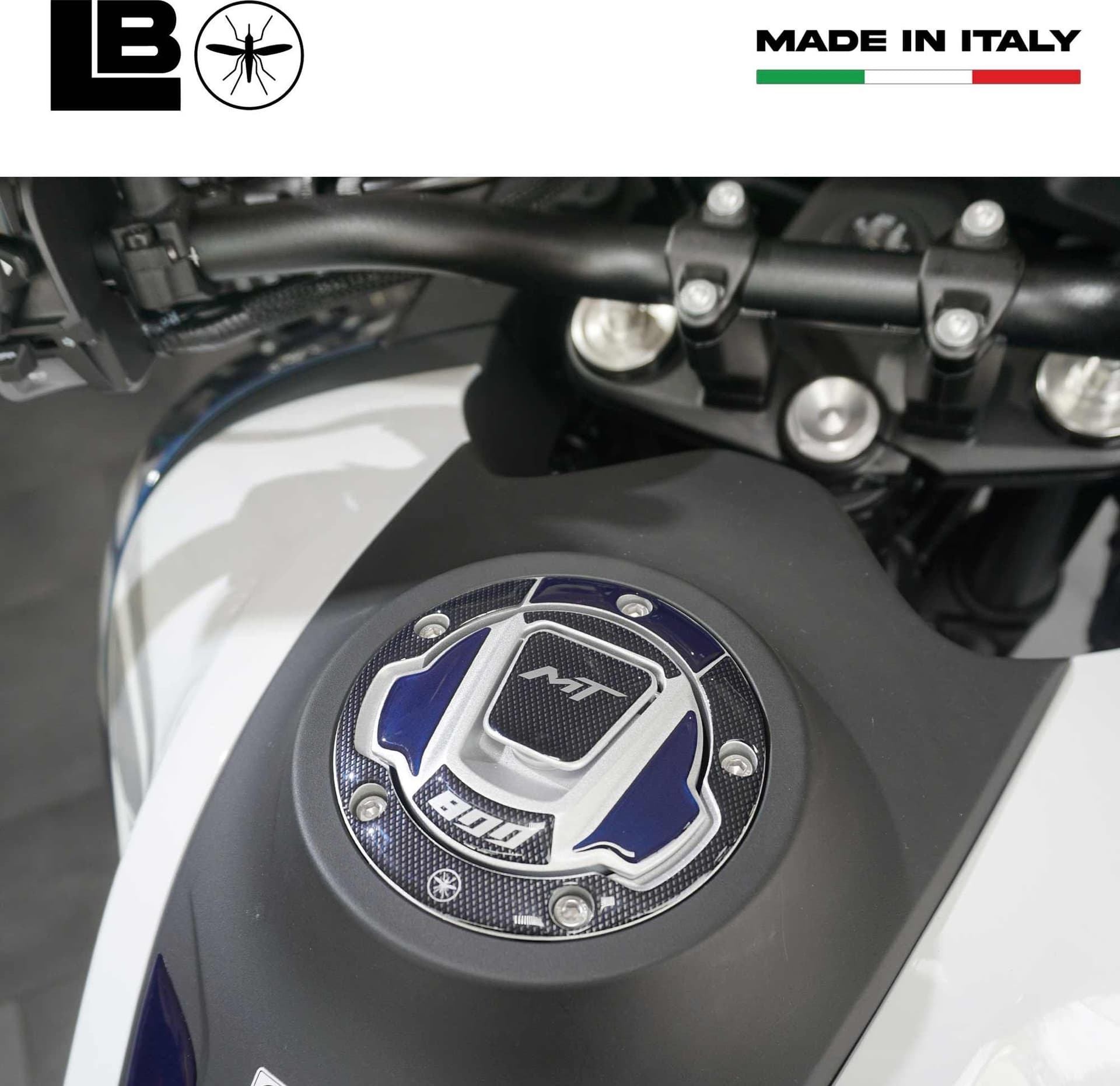 Protezione Tappo Serbatoio moto adesivo gel 3D compatibile con CFMOTO 800MT in Paraserbatoio LabelBike - Bibbiano, commercioVirtuoso.it
