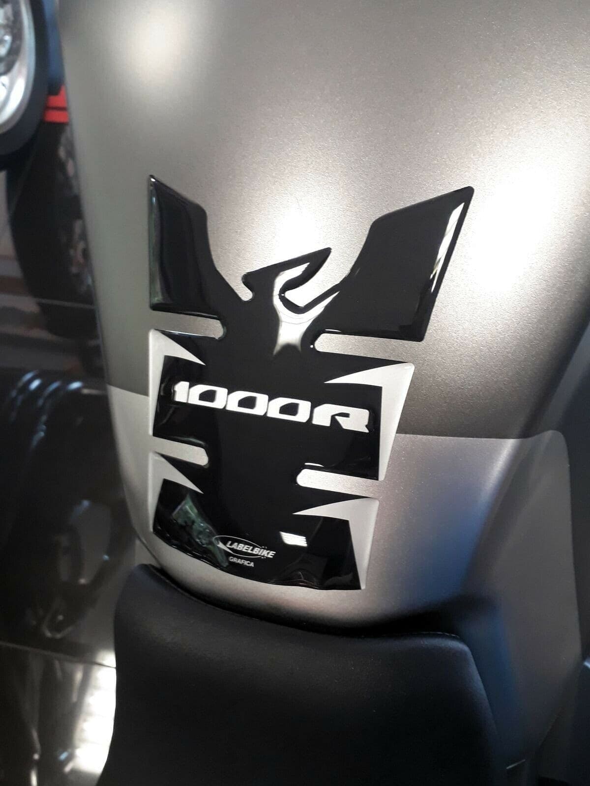 PARASERBATOIO in GEL 3D PROTEZIONE compatibile per moto HONDA CB1000R dal 2018 in Paraserbatoio LabelBike - Bibbiano, commercioVirtuoso.it